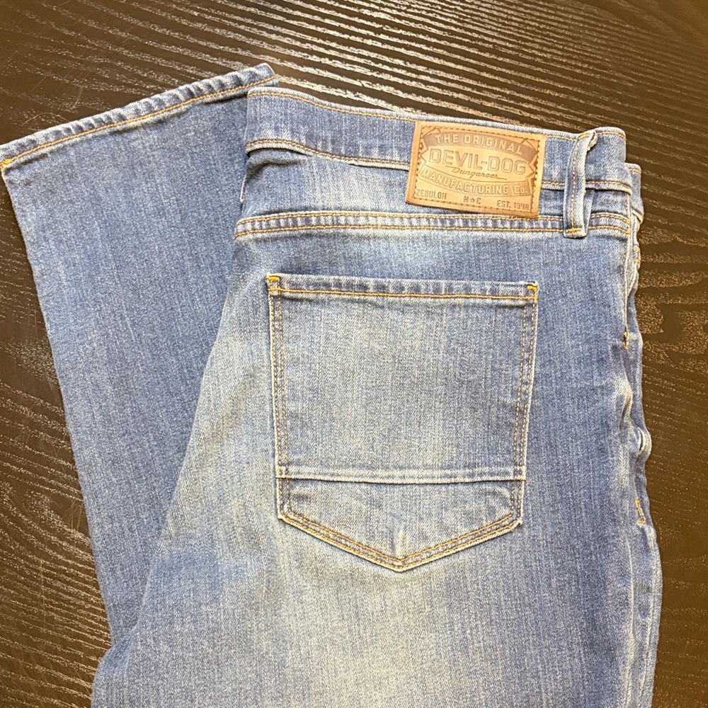 Men's Classic Straight Blue Jeans